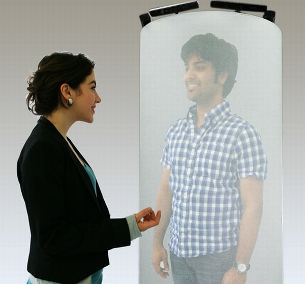 3D Holographic Pod Enables Life-Size 3D Phone Calls 3D Holographic Pod Enables Life-Size 3D Phone Calls