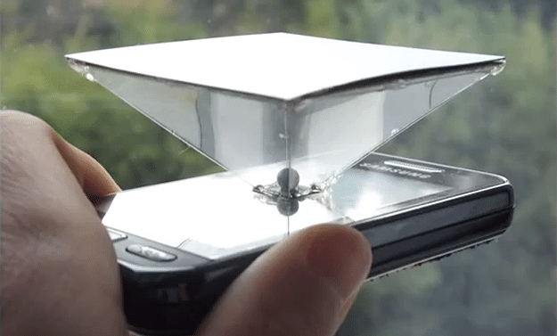 DIY Smartphone Hologram Display Puts A Twist On Reality DIY Smartphone Hologram Display Puts A Twist On Reality