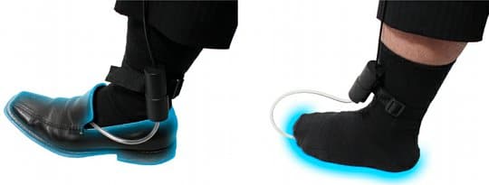 USB Foot Cooler Might Help You Keep Your Cool