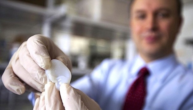 3D Printed Ears That Look, Feel & Function Just Like Normal Human Ears