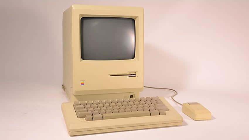 Vintage Apple Gadgets To Be Displayed In A Temporary Museum [10 Pics]