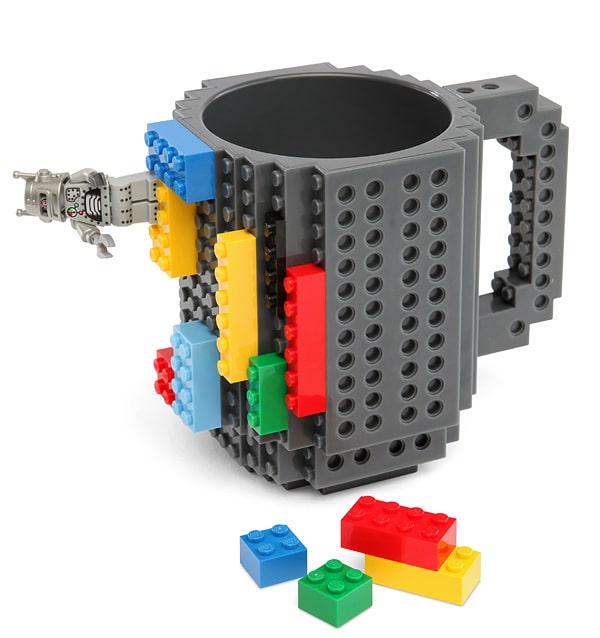 LEGO Mug Offers The Ultimate Creativity For Office Junkies LEGO Mug Offers The Ultimate Creativity For Office Junkies