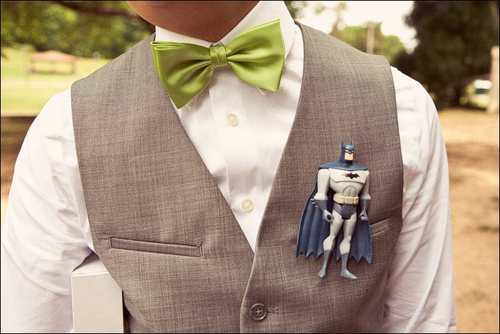 Geek Wedding Idea: Use Superhero Figures As Groomsmen Boutonnieres Geek Wedding Idea: Use Superhero Figures As Groomsmen Boutonnieres