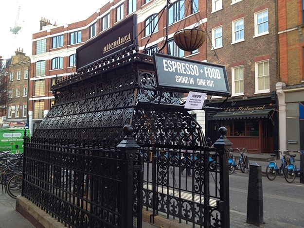 Bon Apetoilet! Public Bathroom & Toilets Converted Into Gourmet Cafe