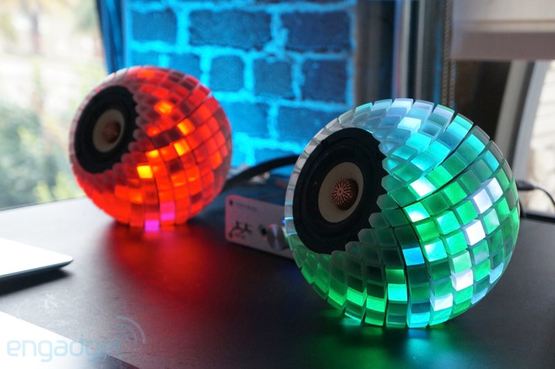 Custom 3D Printed Speakers Give You An Audioreactive LED Light Show Custom 3D Printed Speakers Give You An Audioreactive LED Light Show