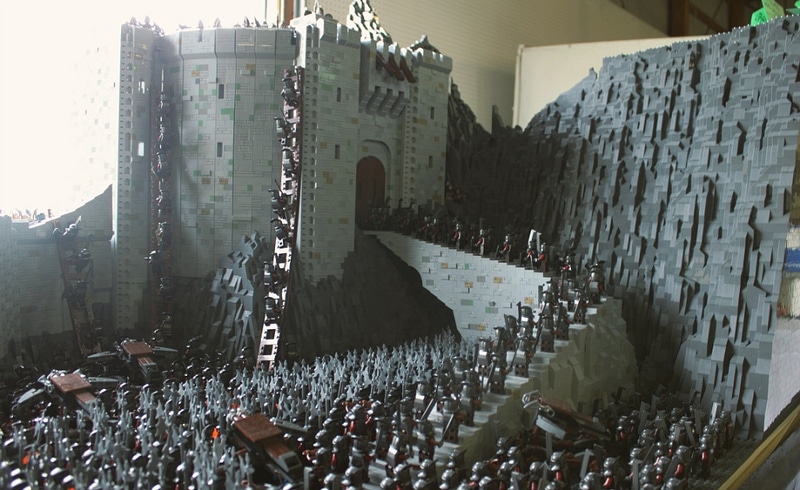 Epic LEGO Build Recreates The Insane Battle At Helm’s Deep