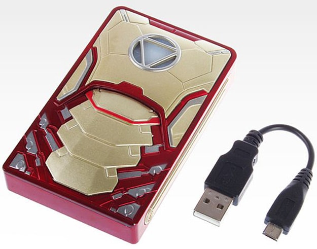 Charge Your Phone With The Iron Man Power Pack & Light Up Arc Reactor