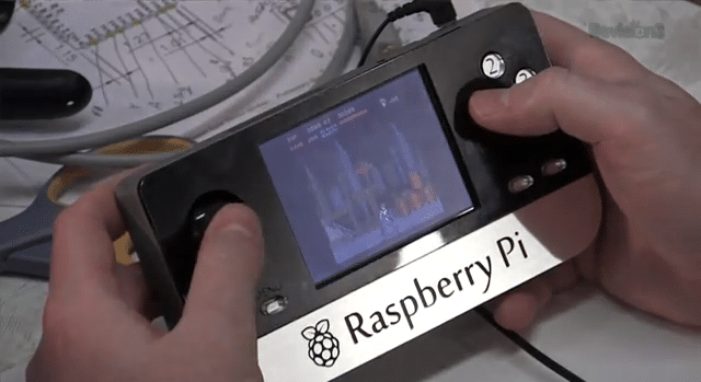 Guy Builds Portable Gamepad Based On A Raspberry Pi Guy Builds Portable Gamepad Based On A Raspberry Pi