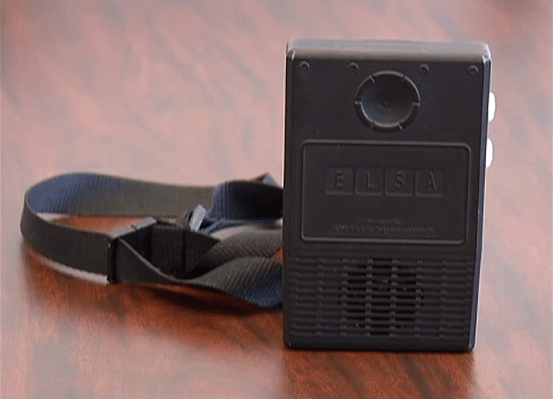 Instant Translation Device Translates 180 Different Spoken Languages