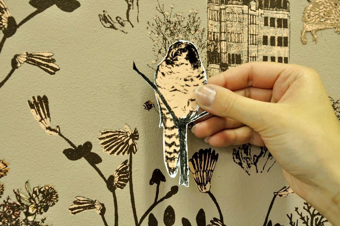 Magnetic Wallpaper Turns Ordinary Walls Into A Spontaneous Adventure Magnetic Wallpaper Turns Ordinary Walls Into A Spontaneous Adventure