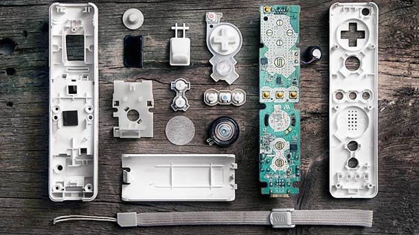 Deconstructed: Anatomy Of 18 Popular Video Game Controllers | Bit Rebels