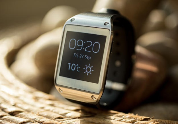 Samsung Announces 800,000 Galaxy Gear Smartwatches Shipped