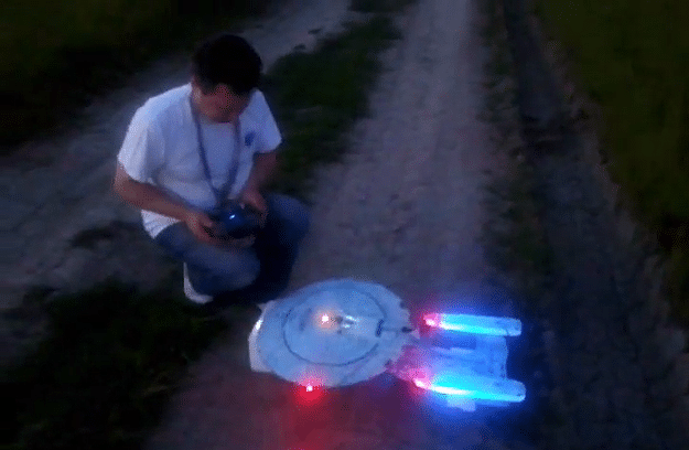 Builder Recreates Fully Functional Star Trek USS Enterprise Spaceship