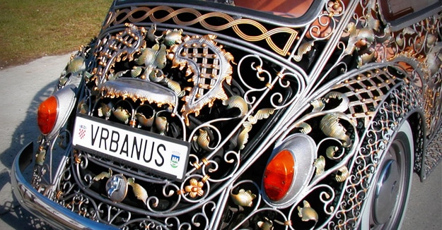 Modified Volkswagen Makes The Road A Classic Artshow Modified Volkswagen Makes The Road A Classic Artshow