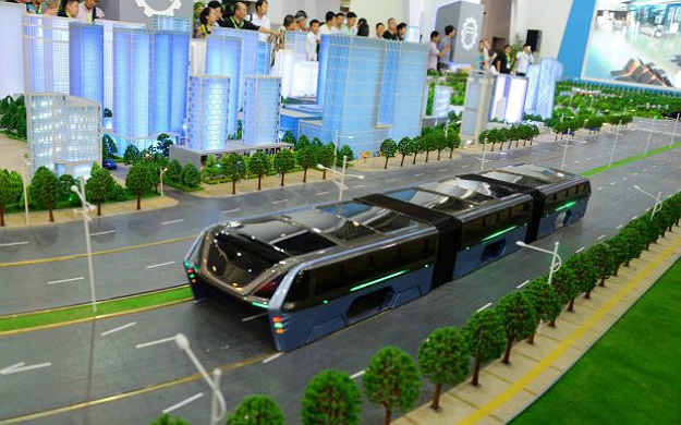 Elevated Bus Concept Travels Above Traffic Jams Elevated Bus Concept Travels Above Traffic Jams
