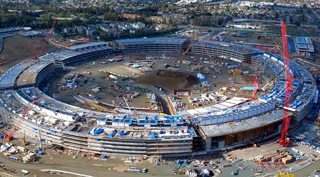 New Aerial Look Of The Apple Campus 2 Reveals Its Massive Scale New Aerial Look Of The Apple Campus 2 Reveals Its Massive Scale