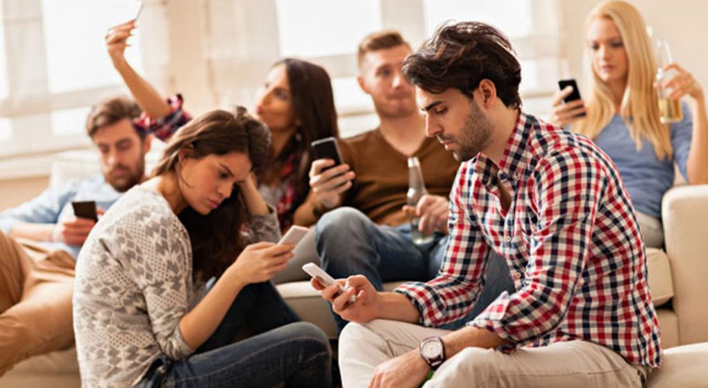 Real-Time Mobile Statistics Prove The Need To Move Businesses Online Real-Time Mobile Statistics Prove The Need To Move Businesses Online