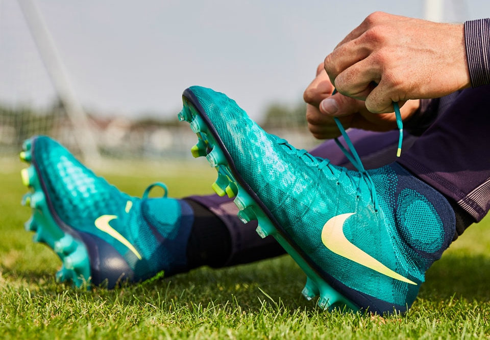 Use This Sneaker Bot To Book A Pair Of Nike Magista Sneakers Use This Sneaker Bot To Book A Pair Of Nike Magista Sneakers