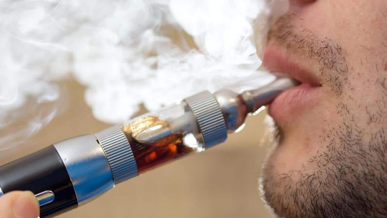 The Benefits Of Using E-Cigarettes Over Real Cigarettes