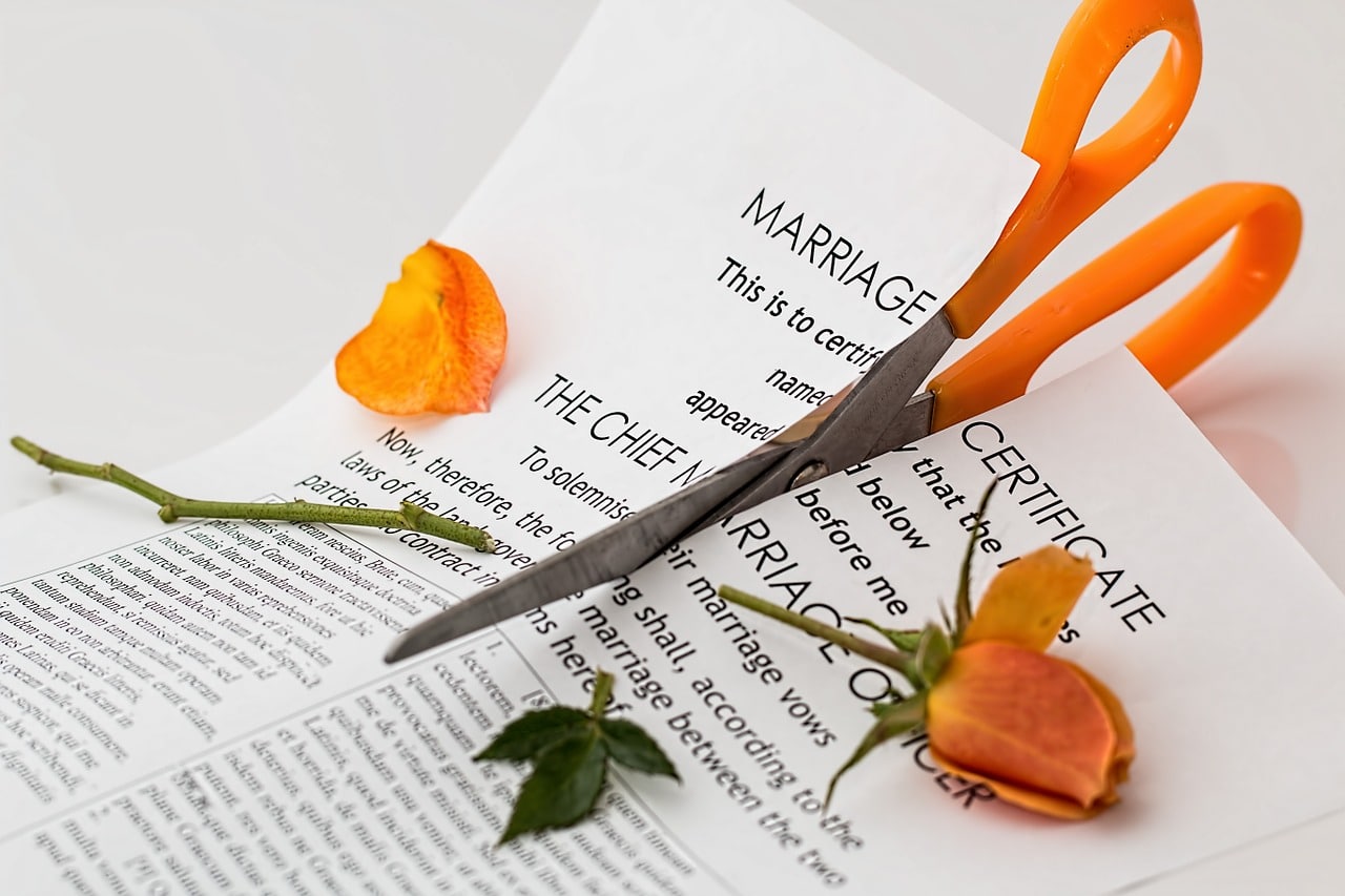 10 Signs That Tell You Need A Divorce