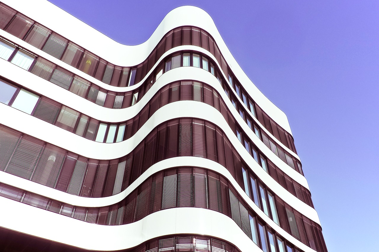 Why Cell Phone Signal Is So Bad Inside Large Corporate Buildings