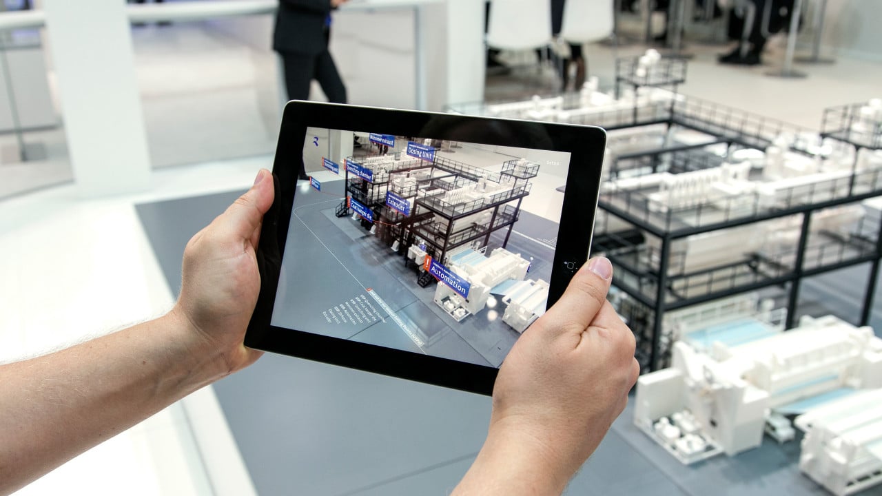 4 Ways Augmented Reality Will Change E-Commerce As We Know It