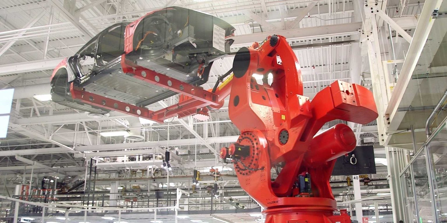 Robotics In Manufacturing – Improving Your Business’ Production Operations