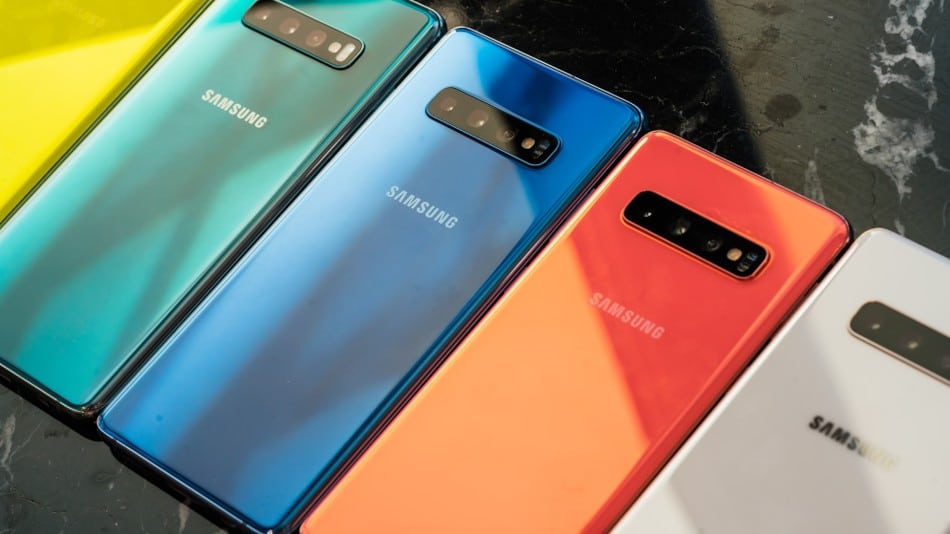 Samsung Releases The Greatest S-Series Model So Far Samsung Releases The Greatest S-Series Model So Far