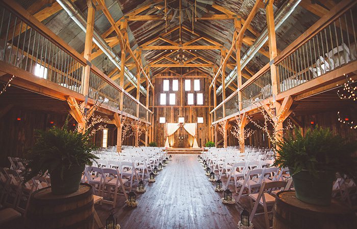Barn Weddings And Décor – Everything You Need To Know Barn Weddings And Décor – Everything You Need To Know