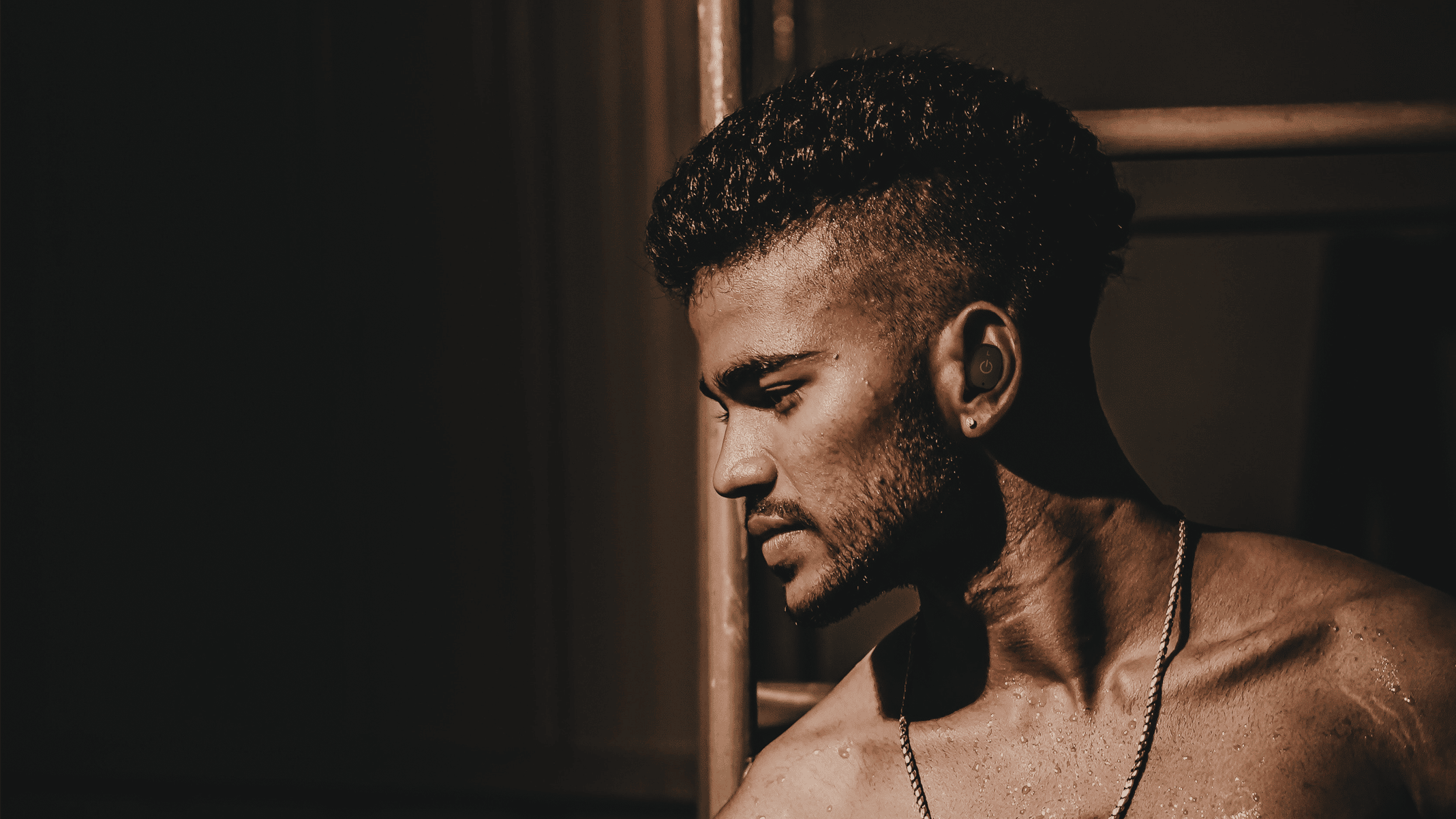 Why Have Sports Addicts Adopted The xFyro Wireless Headphone