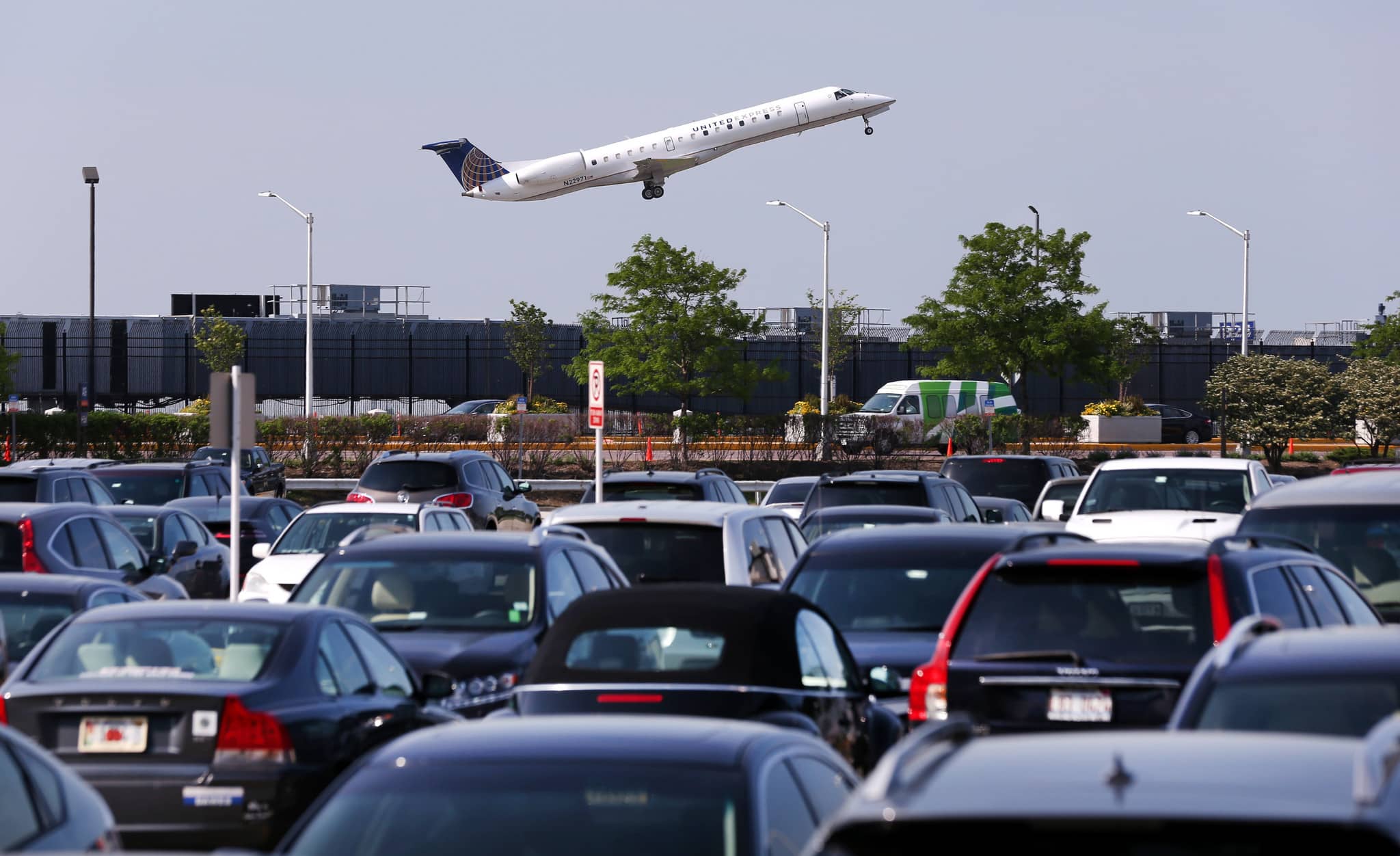Tech Airport Parking Header Image