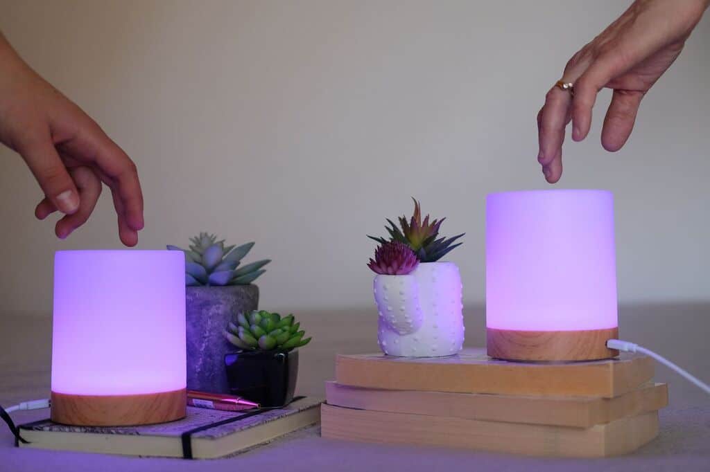 Friendship Lamps Facts Header Image