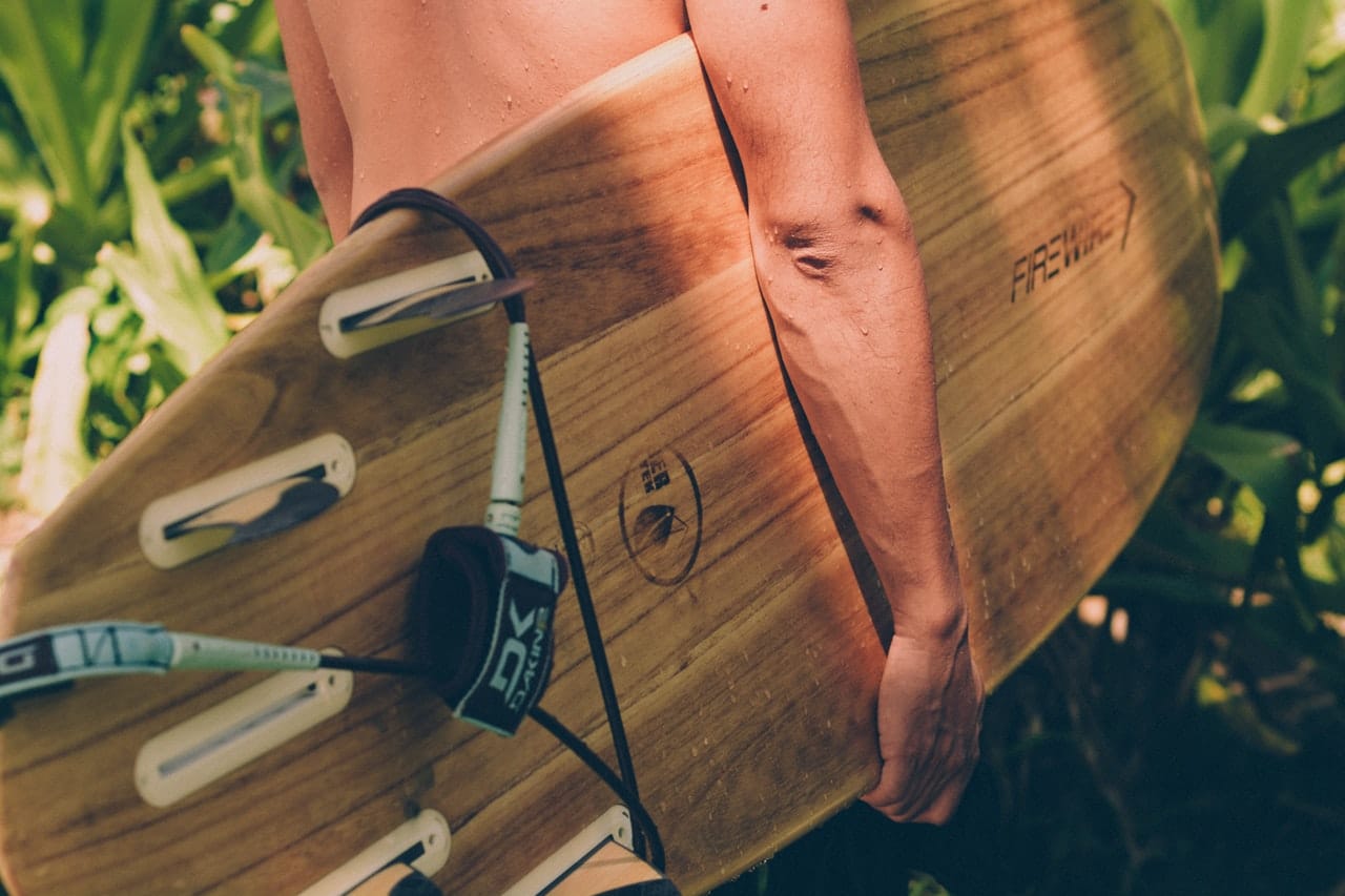 Beginner's Guide Surfboard HeaderImage