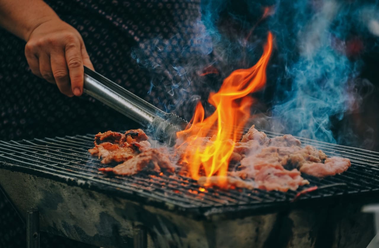 Host Backyard Barbecue Header Image