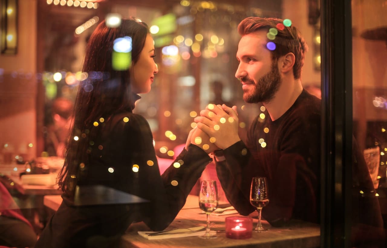 Tips Romantic Date Header Image