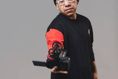 How Famous Vloggers Start Business Image1