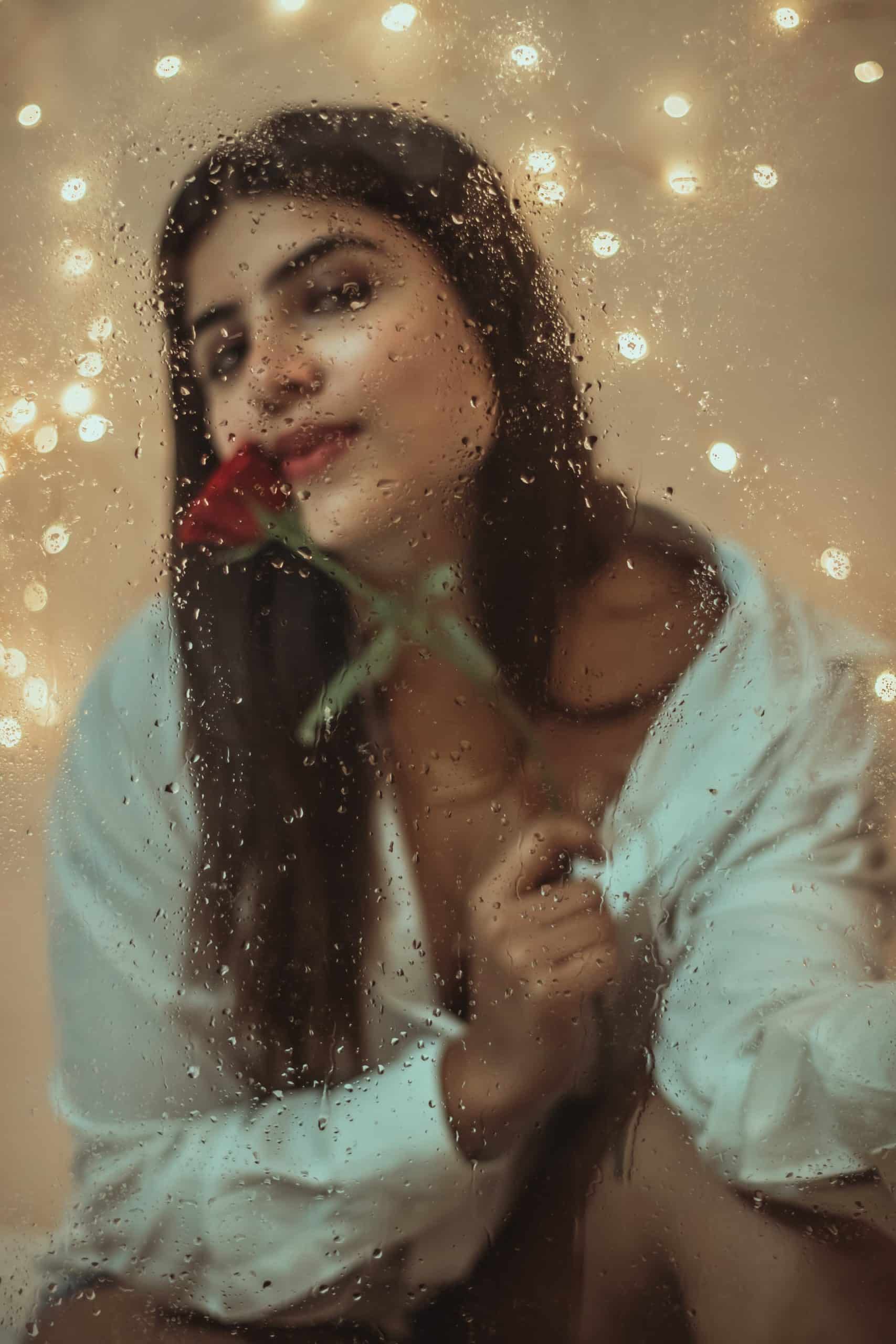 Lifestyle Posed Portraits Article Image