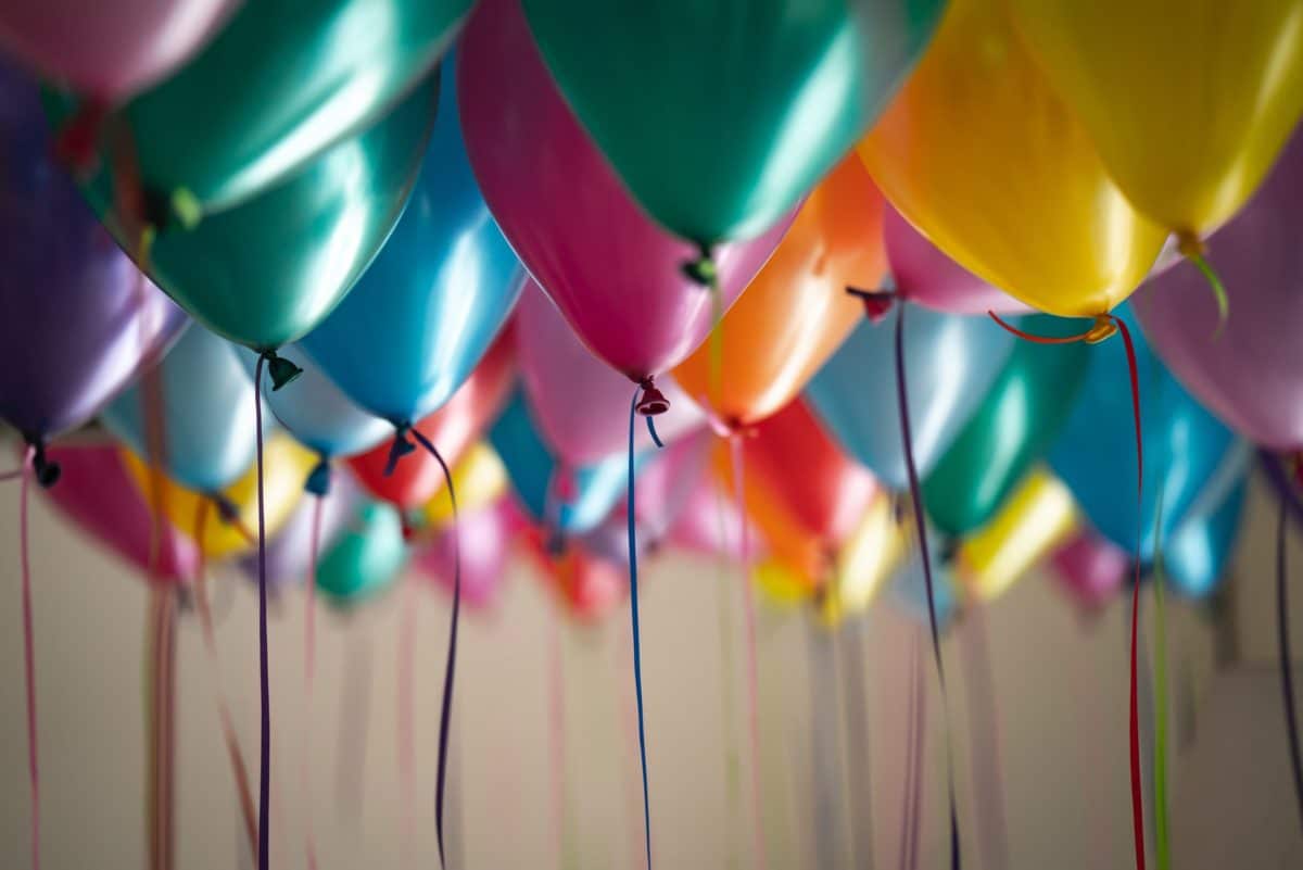 How To Throw A Virtual Surprise Birthday Party Bit Rebels