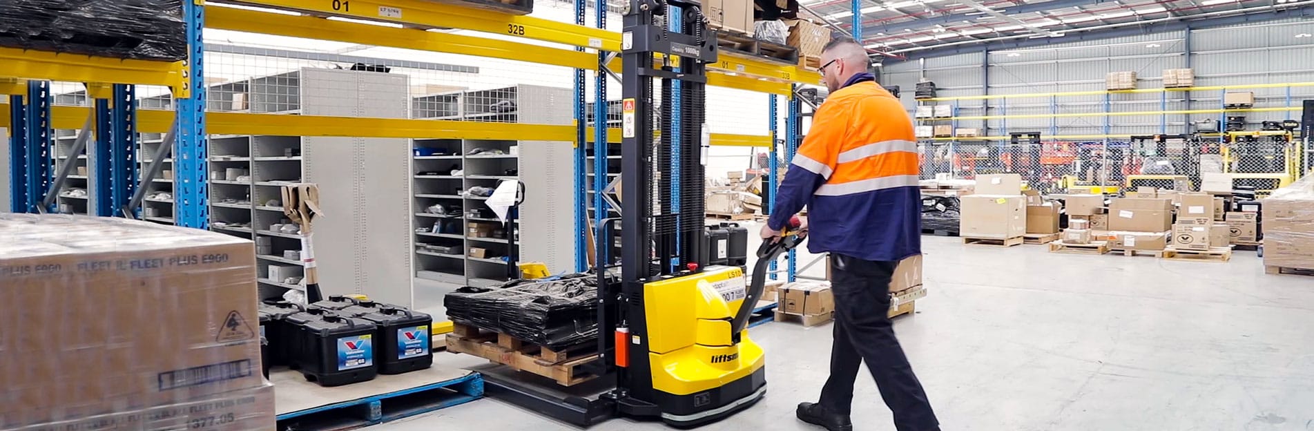 Walkie Stacker Guide Header Image