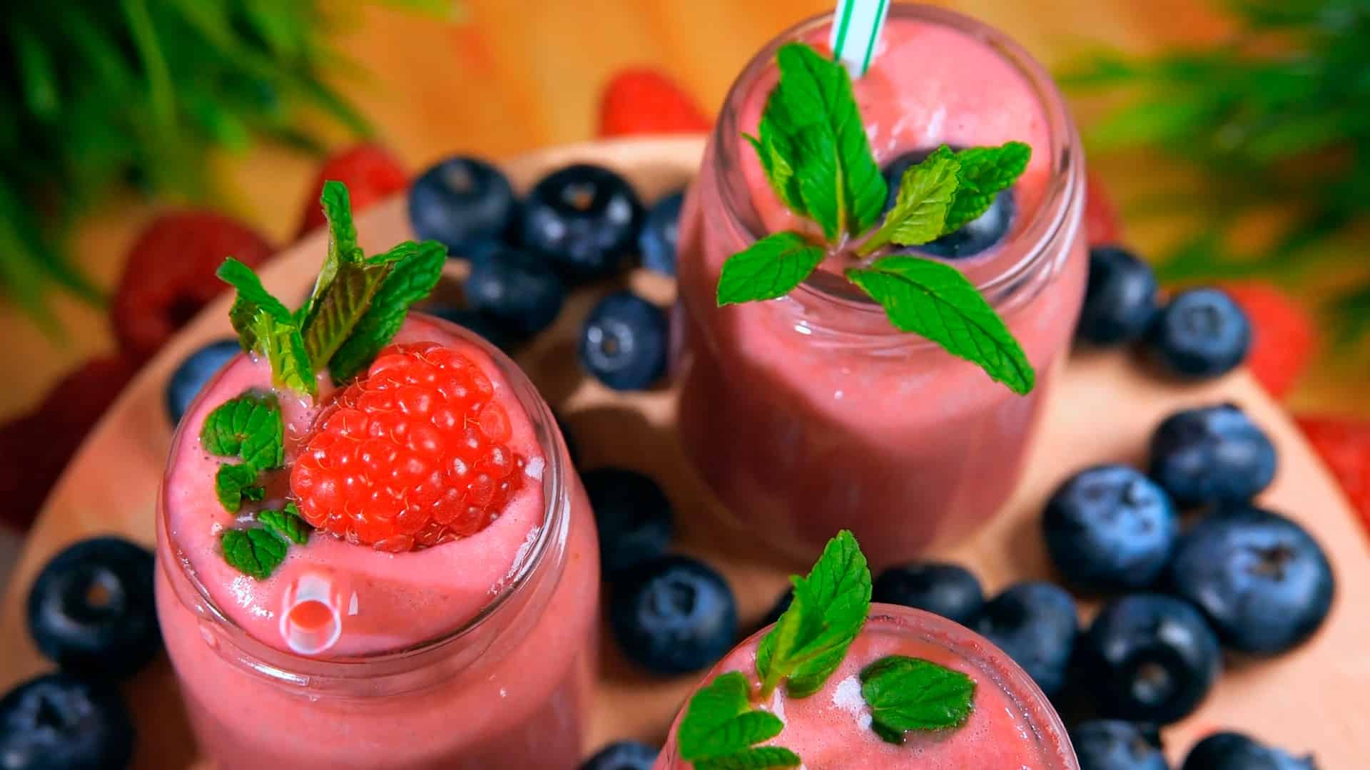 Smoothie Refreshing Health Facts Header Image