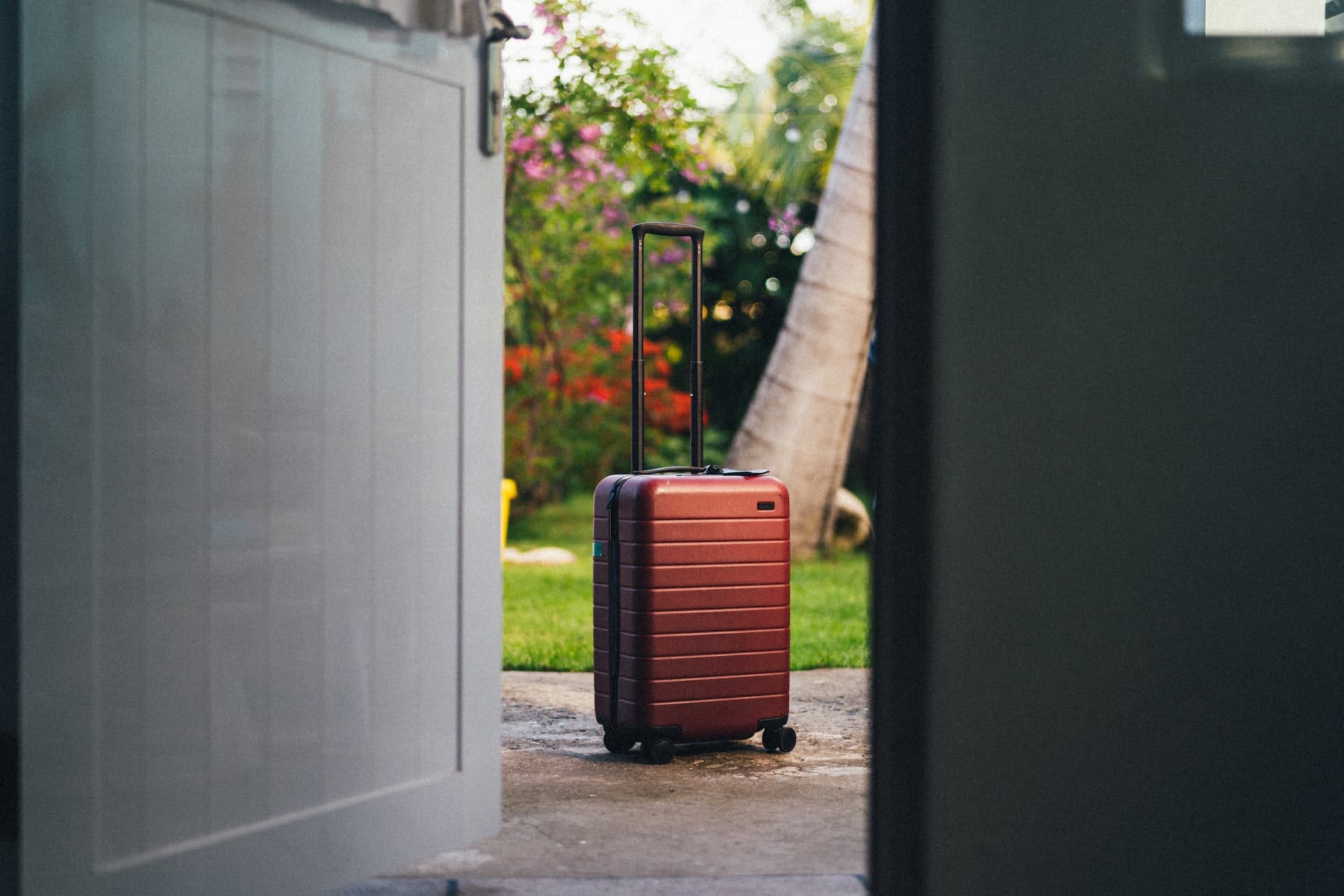 Travel Packing Tips Header Image