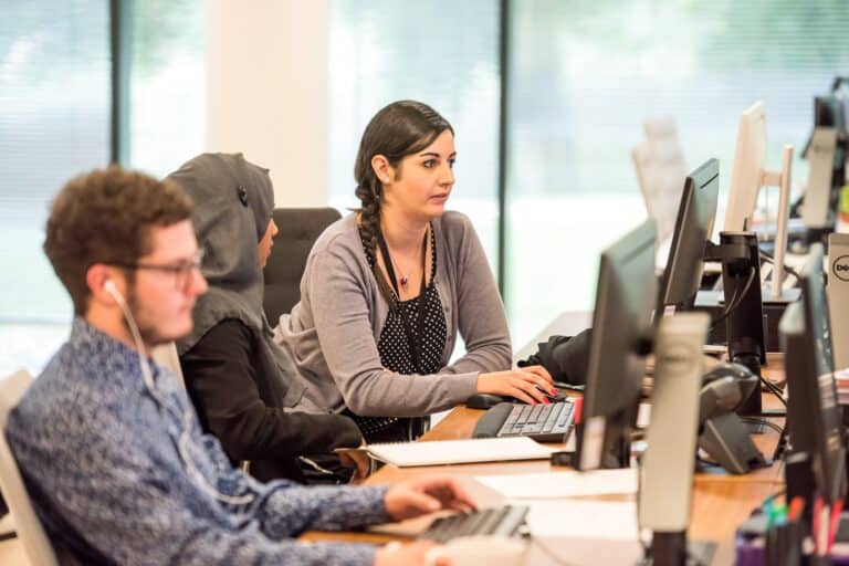 Optimize Your Business With A Cloud Call Center | Bit Rebels