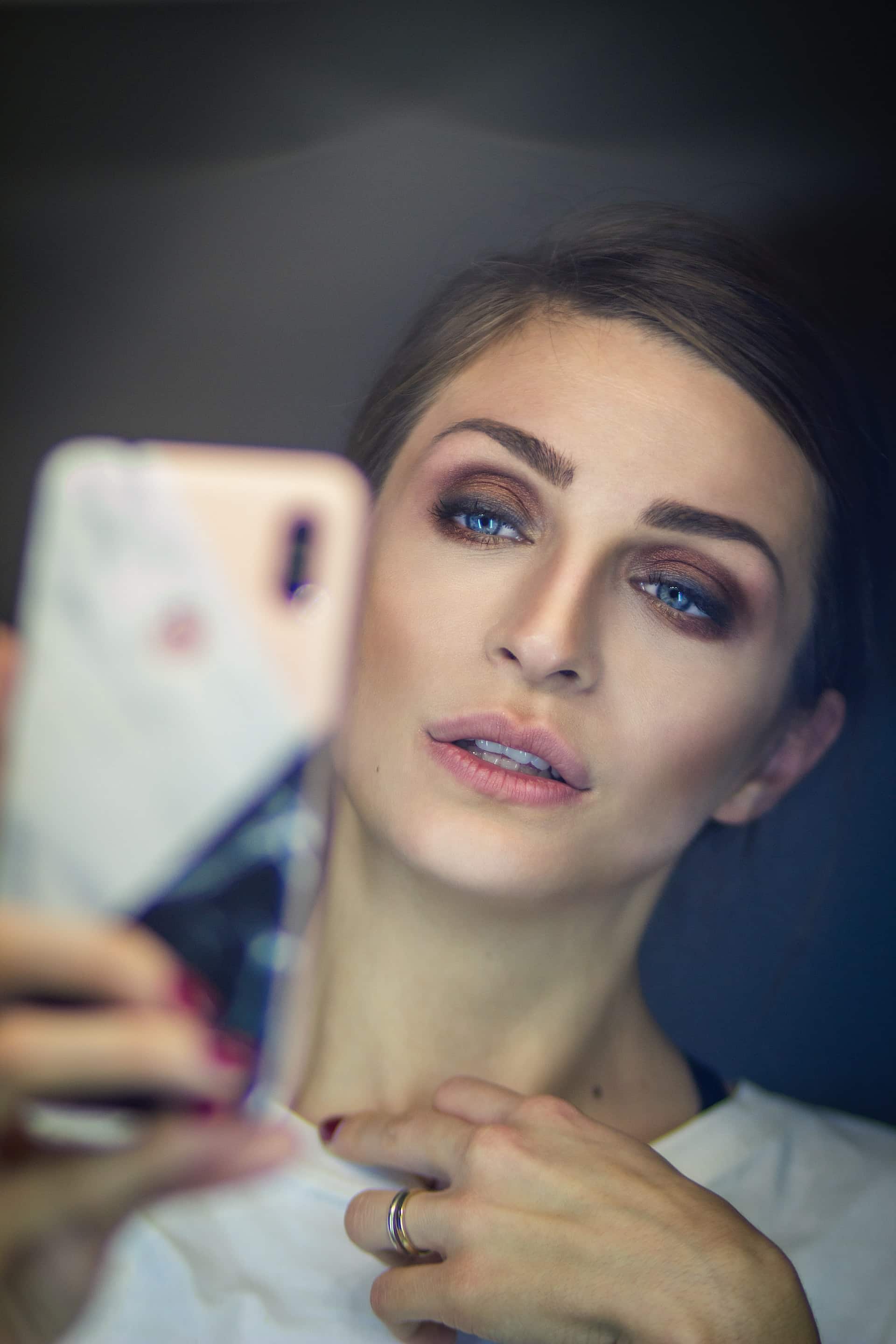 Build Virtual Makeup App Article Image