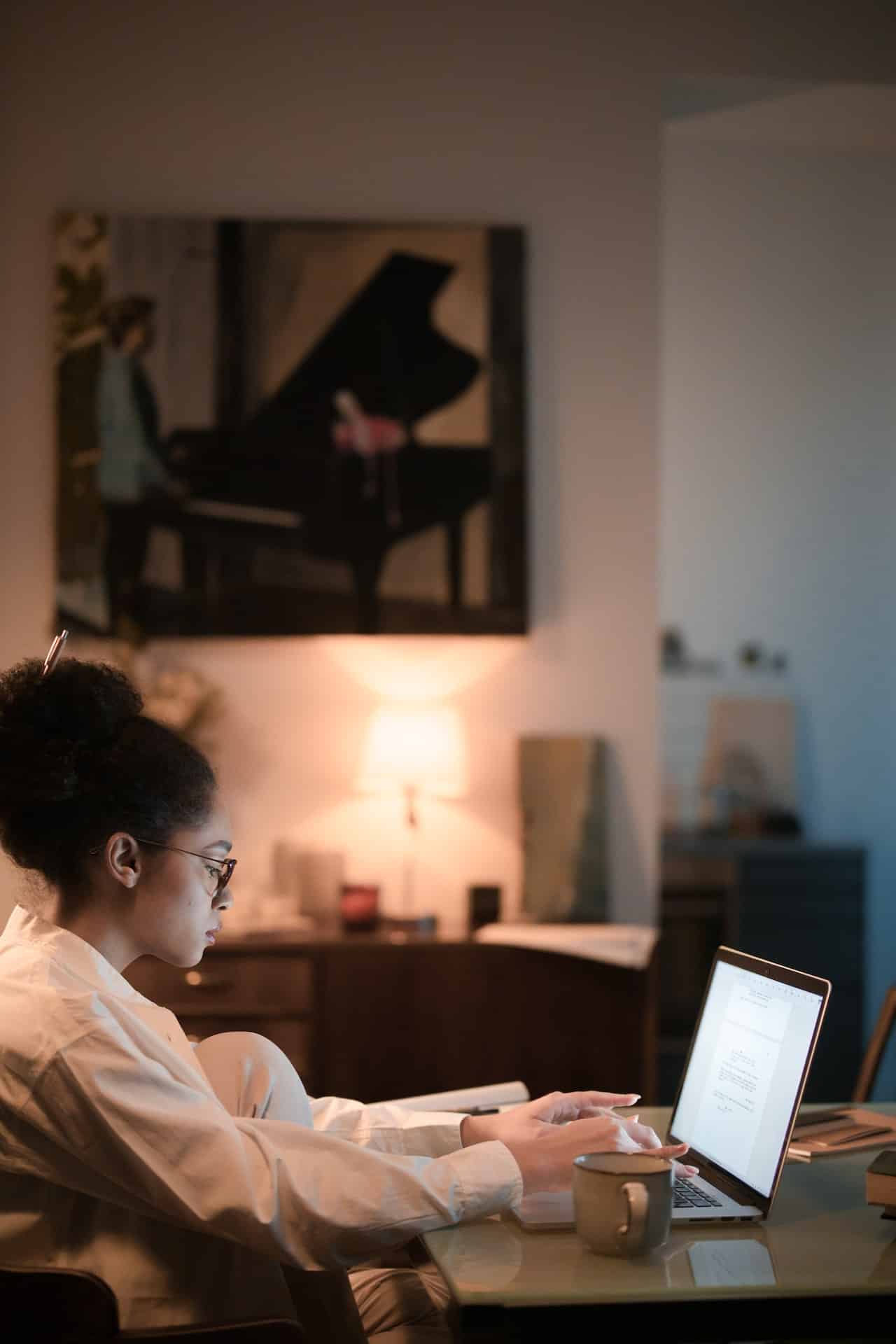 Creative Essay Writing Article Image