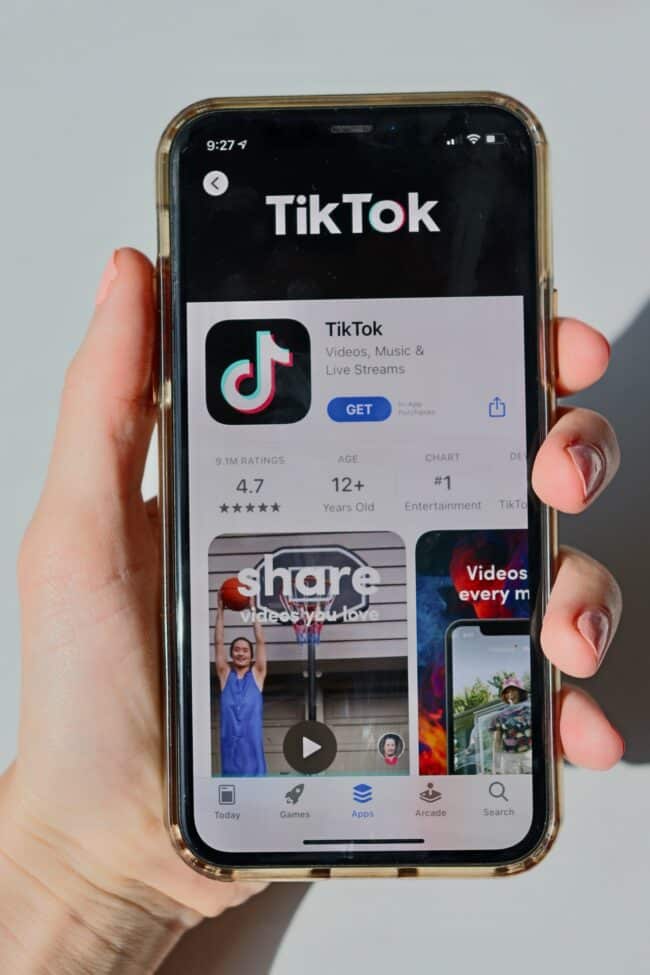 How To Become TikTok Famous Overnight | Bit Rebels