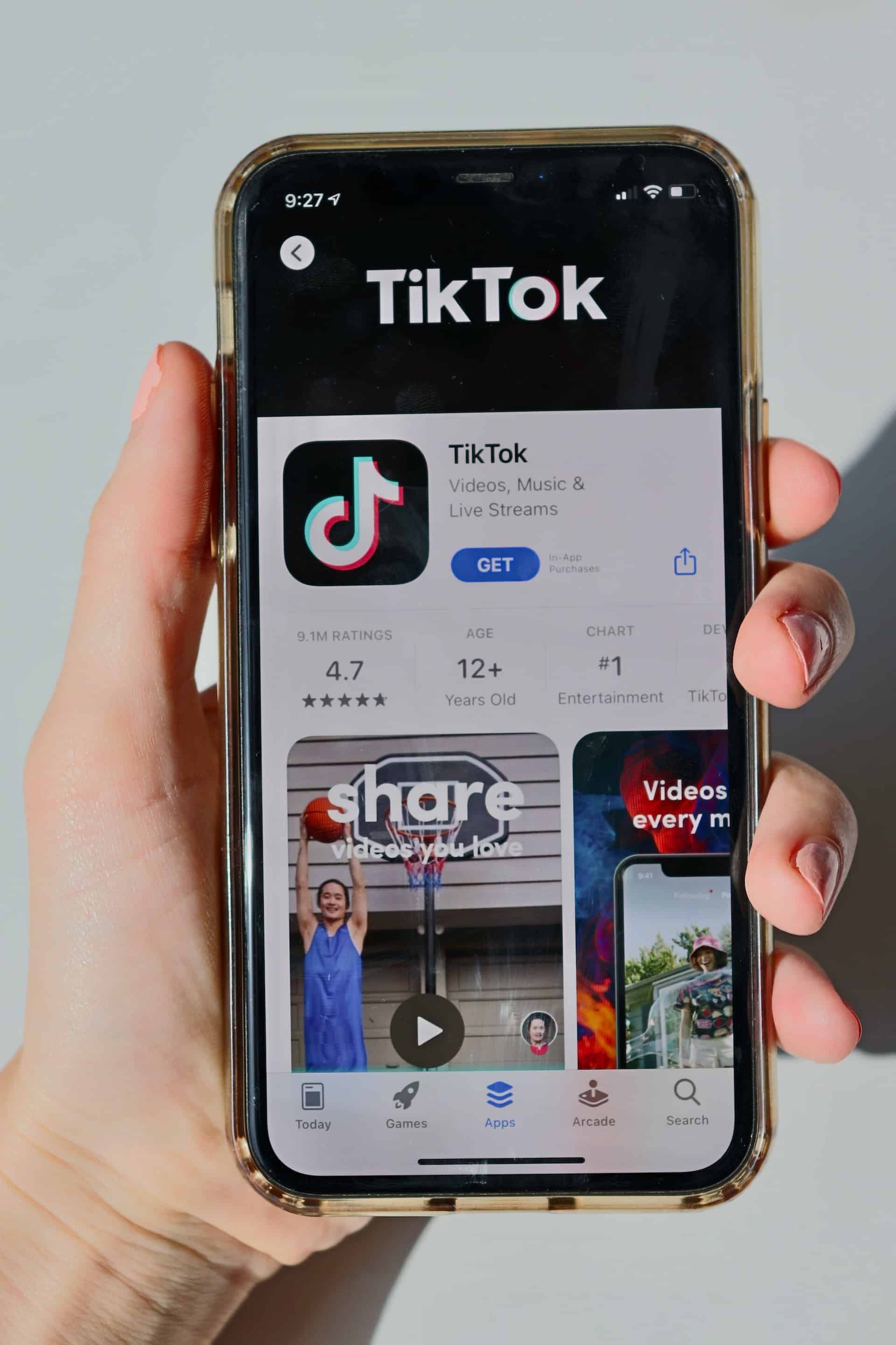 How Become TikTok Famous Article Image