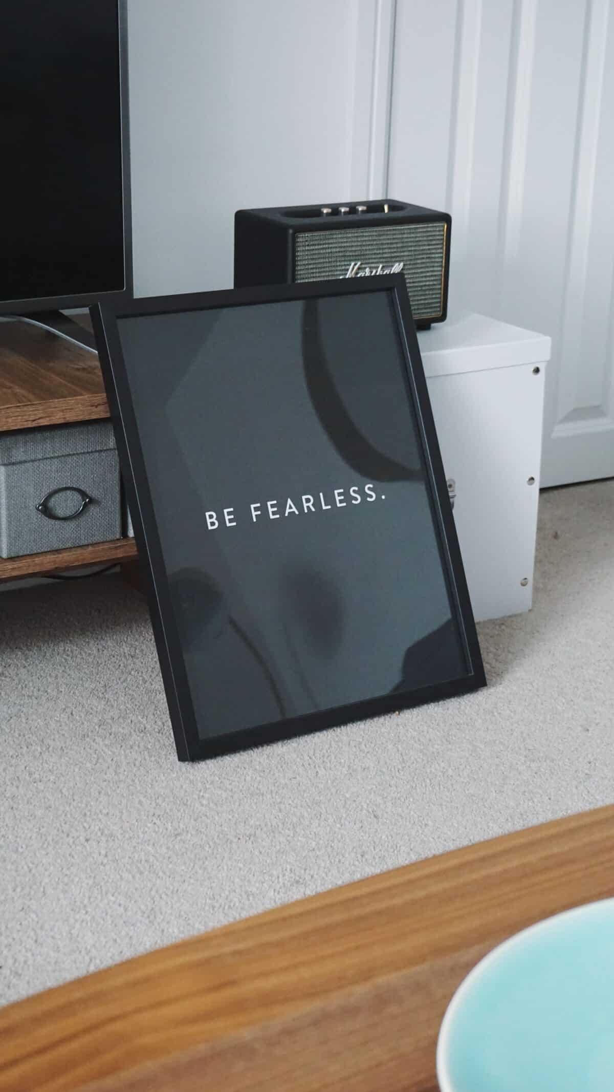 How To Decorate A Blank Wall Space Bit Rebels how-to-decorate-a-blank-wall-space-bit-rebels