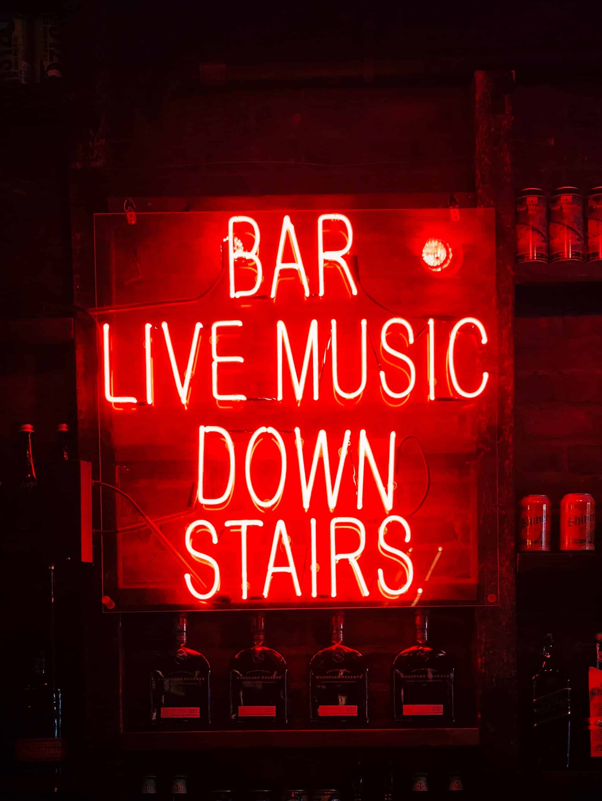 Bar Neon Signs Article Image