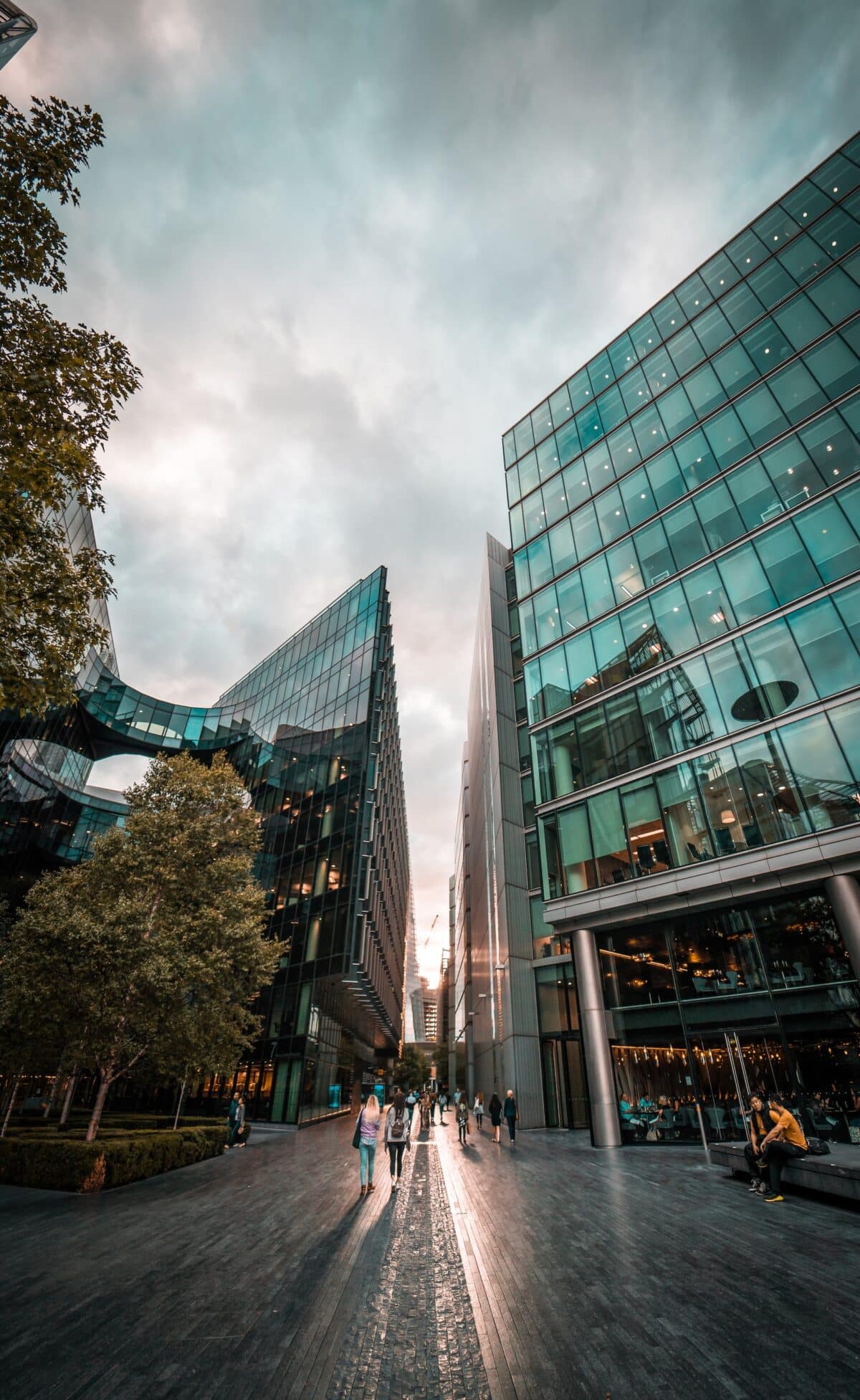 Business Premises: Buy Or Rent? | Bit Rebels