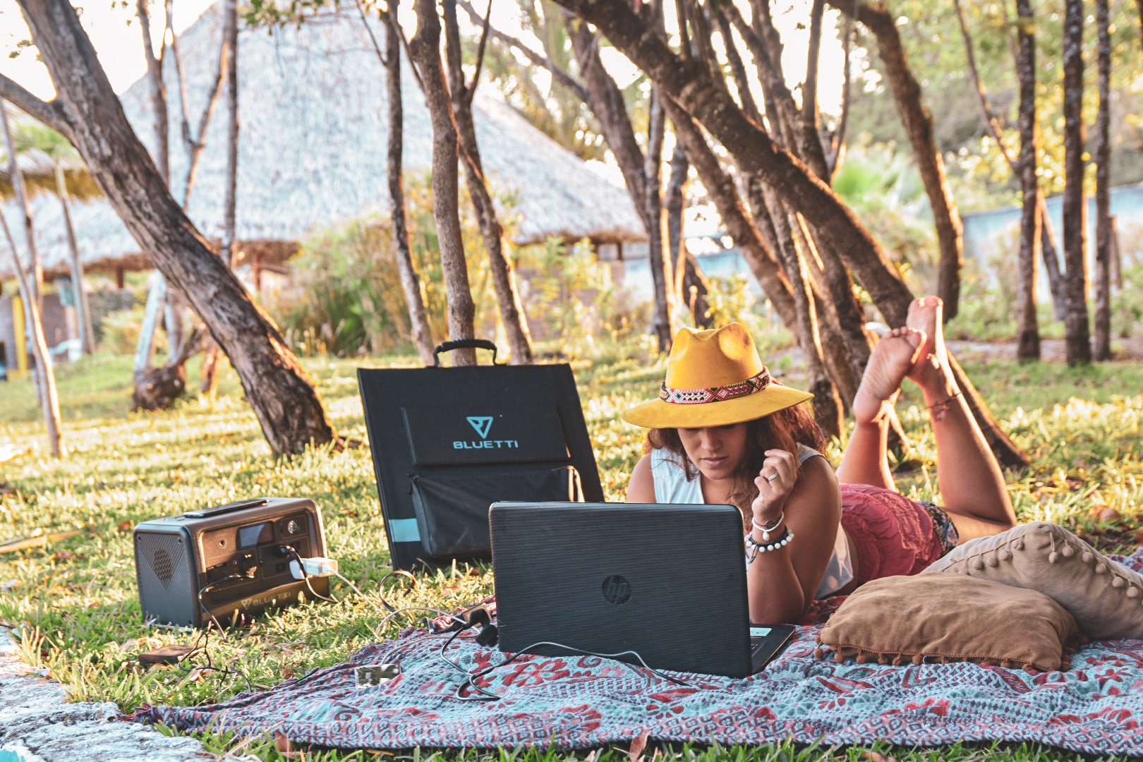 Bluetti Mother's Day EB70S